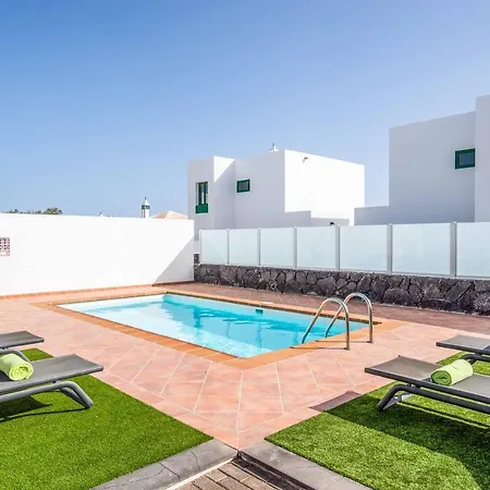 Fula Playa Blanca (Lanzarote)